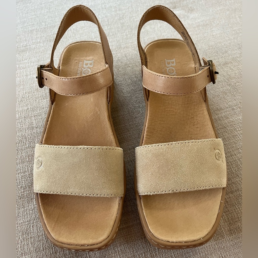 Born Platform Leather Wedge Sandals. Women's Size: 7.